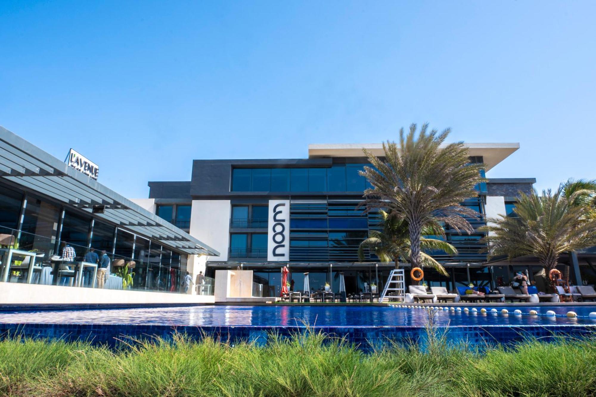 Noom Hotel Dakar Sea Plaza, A Member Of Radisson Individuals Exterior foto The Address Hotel, Dubai Marina